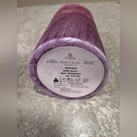 PartyLite Berry Blast Pillar Candle- 5" Retired M35665 - Picture 6 of 7
